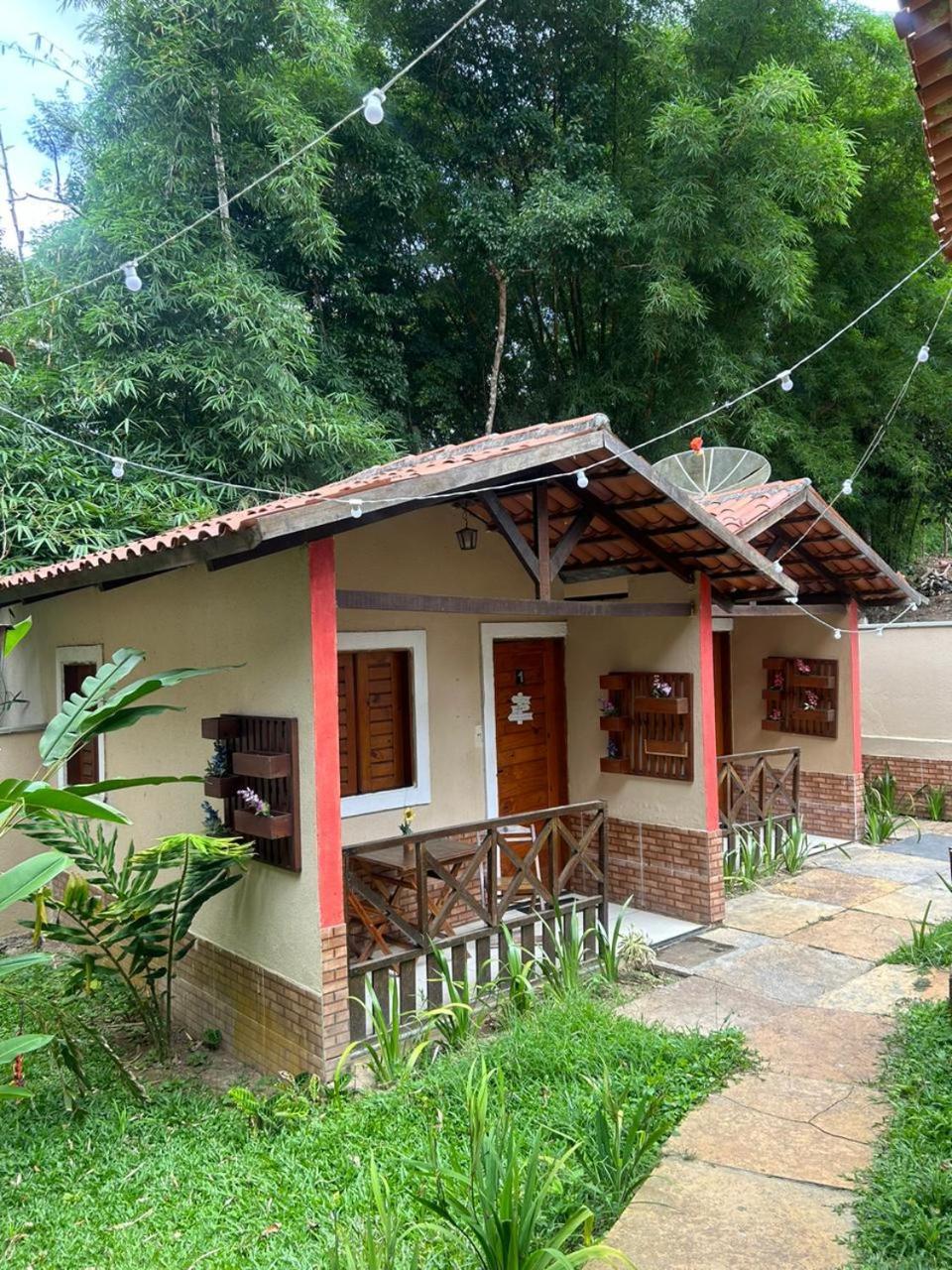 Monte Suico - Chales Para Locacao غواراميرانغا المظهر الخارجي الصورة